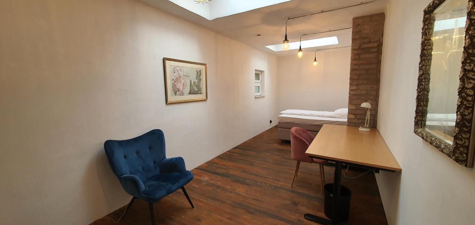 Helles Zimmer Im Loft City Airport City Airport Mannheim Exterior foto